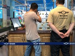 -都市枪神实弹射击俱乐部