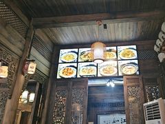 -缘来聚·徽菜名店(黄山宏村店)
