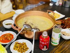 -朴小妹人参鸡汤火锅(长白山万达店)