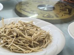 -天乐农家鱼头王(天目湖店)