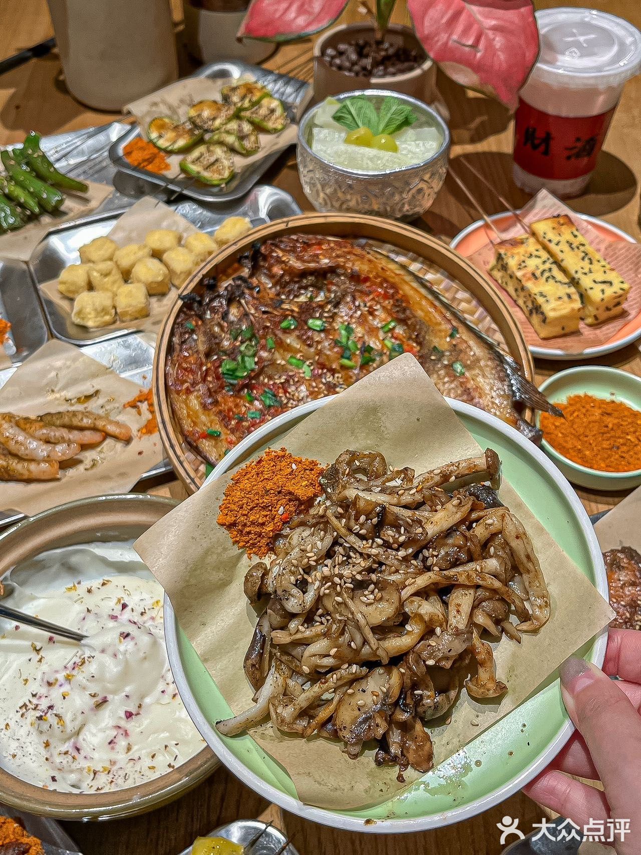 上海！都来炫烧烤！上海的！云南烧烤店！