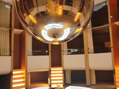 -涨巢·潮玩水疗局