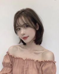 -BULB STUDIO 巴柏明星发型工作室