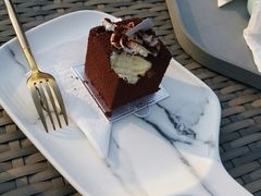 -UNI UNI(环亚凯瑟琳店)