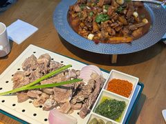 -俭寨大盘鸡·手抓肉·烧烤新疆菜(乌苏路店)