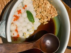 -吃饭皇帝大土家民族菜(正大广场店)