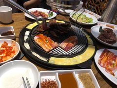 宿醒梅花肉-釜山火炉韩式炭火烤肉(欧洲城店)