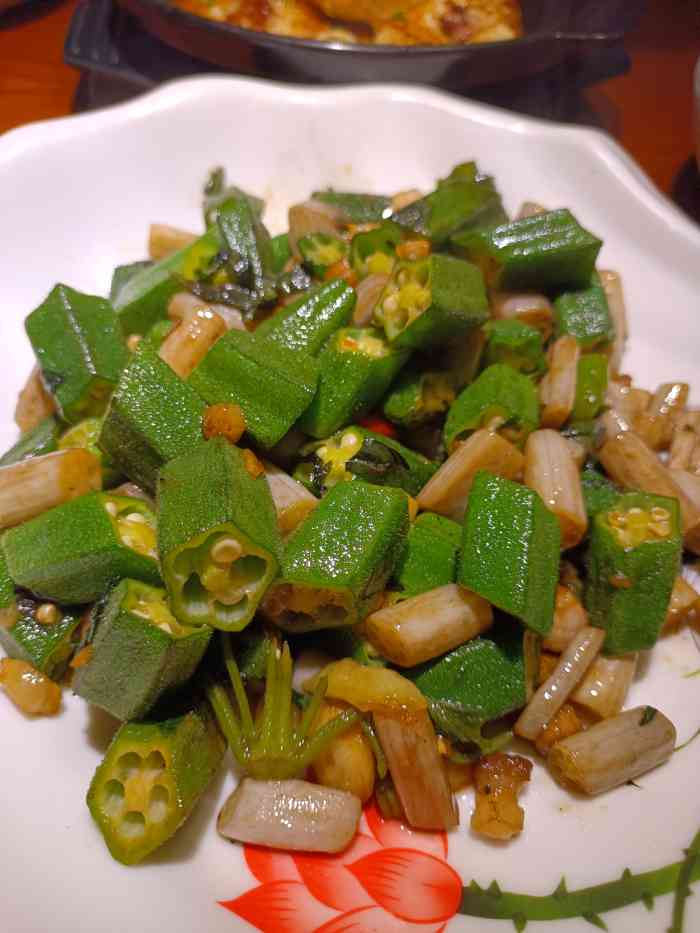 客家园(龙岗店)-"正宗客家菜,位置在坡头背村里,如意路口一.