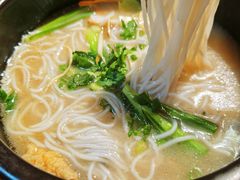 -勺子米线·云南传统小吃市集(四方街店)