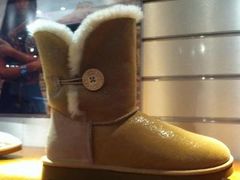 ugg2-UGG(燕莎奥特莱斯购物中心店)