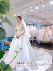 -艾慕婚纱礼服馆(和平店)