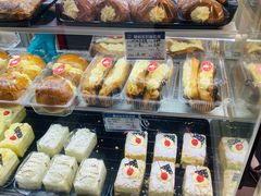-白玉兰食品(中山公园龙之梦店)