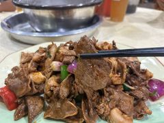 -标记美食新鲜猪杂(兴南大道店)