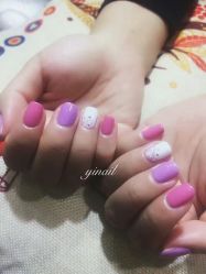 -逸日式美甲美睫工作室