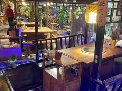 -城墙拐拐火锅(三峡广场黑金冠店)