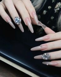 -RL Nail·瑞丽美甲美睫品牌原创店