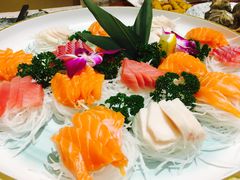 -青瓦餐厅·生鱼片·韩园烤肉(西塔店)