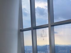 -平安金融中心云际观光层
