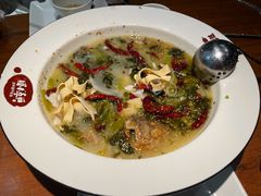 -鱼亨小鲜酸菜鱼(大信店)
