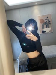 -PE SALON