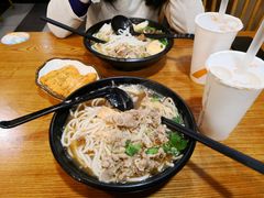 -鑫花溪牛肉米粉(文星广场店)