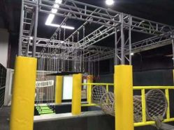 -蹦贝运动中心·蹦床·攀岩·闯关(龙岗店)