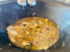 -粘豆包柴火铁锅炖