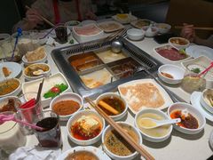 -海底捞火锅鲜切牛肉主题店(长寿路店)