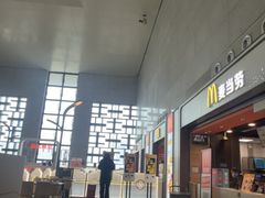 -麦当劳(合肥南站候车层)