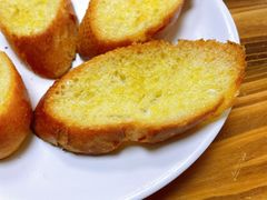 蒜香烤面包-披萨大叔(上海路店)