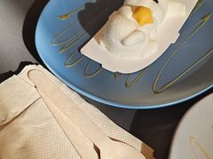 -星巴克臻选(上海虹桥新天地三店)