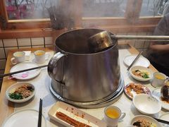 -佬缸炮江湖川菜(玉林店)