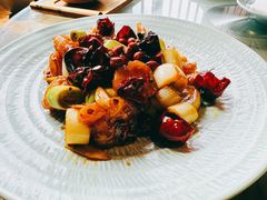 宫爆黑松露虾球-丽江金茂凯悦臻选酒店-滇香馆