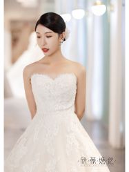 -欣薇婚纱(新源乐汇城店)