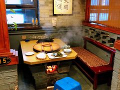 -万里闯关东铁锅炖菜馆(高新旗舰店)