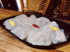 -老牌坊云南鱼豆花火锅(嵩山店)