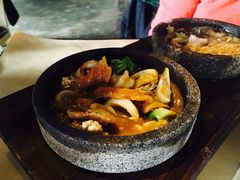 -穹六人间 people 6(岳阳路店)