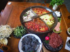-白乐天毛肚火锅馆(南滨路店)