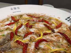 -渔语鱼酸菜鱼新川菜(来福士店)