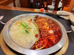 -沸炉重庆老火锅(军事博物馆店)