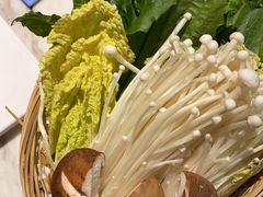 -同仁四季椰子鸡(福田东园总店)