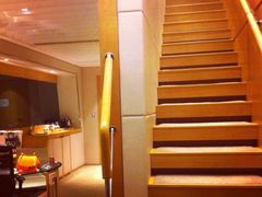 -苏州金鸡湖中茵皇冠假日酒店