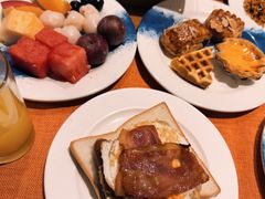 -亚龙湾希尔顿自助餐厅·海鲜·烧烤·沙滩BBQ·现场乐队