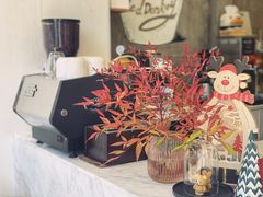 -red donkey coffee