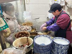 -叶新小吃店(来凤小区总店)
