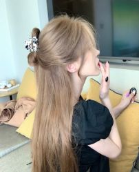 -AYO SALON