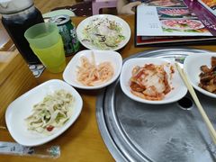 -亲昵春川鸡排(韩国美食街店)