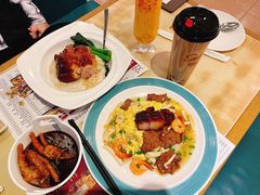 虾虾霸霸牛叉饭-新世界餐厅(万达店)