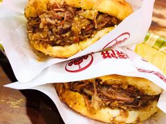 牛肉烧饼（多肉）-穆得·老周家牛肉烧饼(普利街店)
