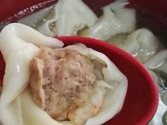 虾仁鲜肉馄饨-食惠里小笼包面馆(越秀店)